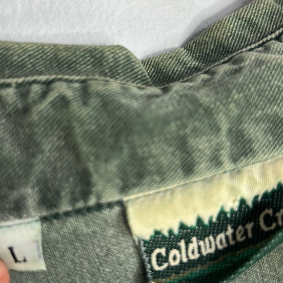 Southwest Buffalo Faded Wash Green Pocket Button Down - Picture 8 of 8